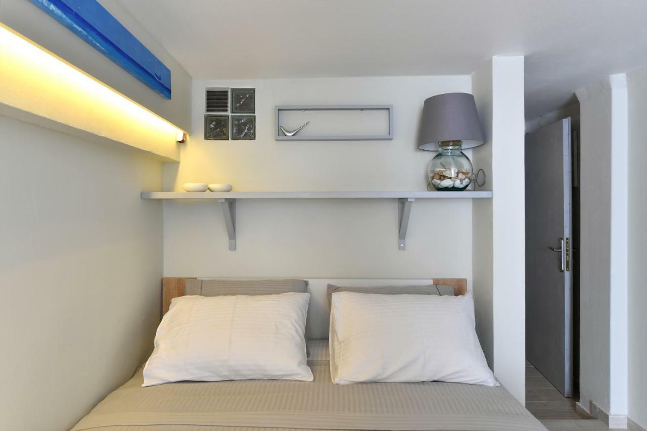 Anema1 Studio In The Heart Of Naousa Apartment Exterior photo